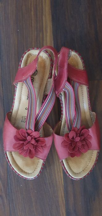 Дамски сандали" Remonte"40номер