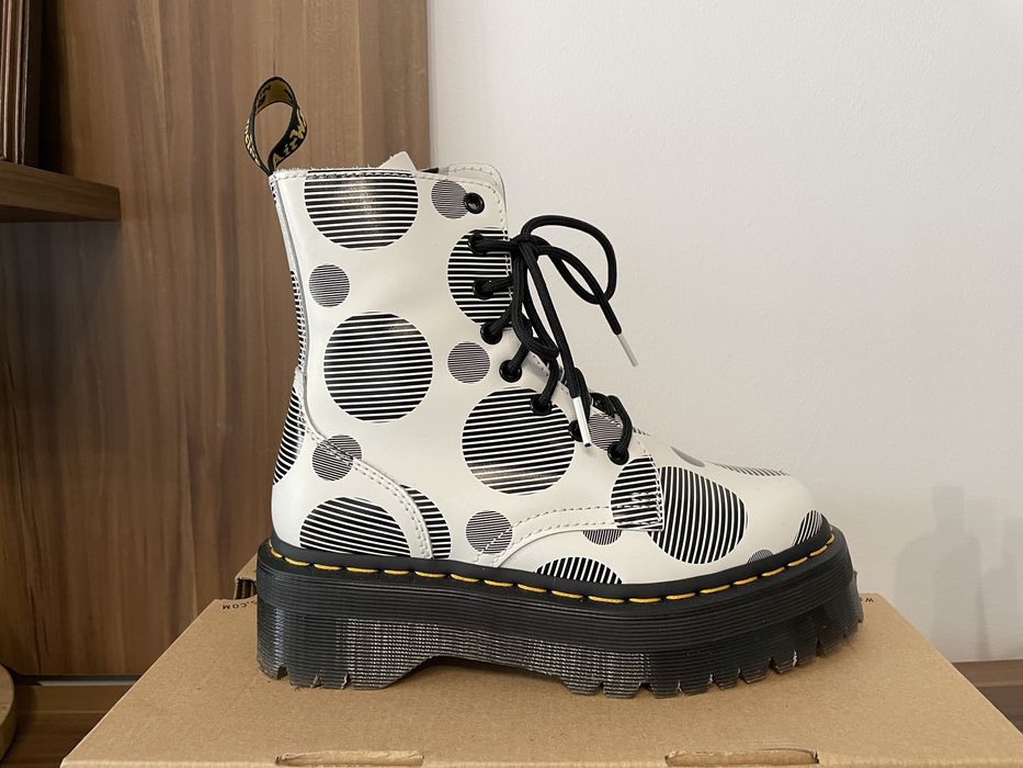 Bocanci Dr. Martens