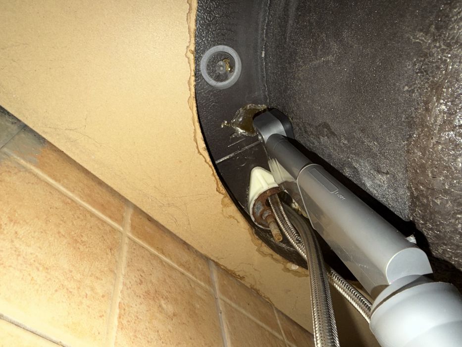 Omul bun la toate reparatii curte casa si gradina handyman bucuresti si ilfov
