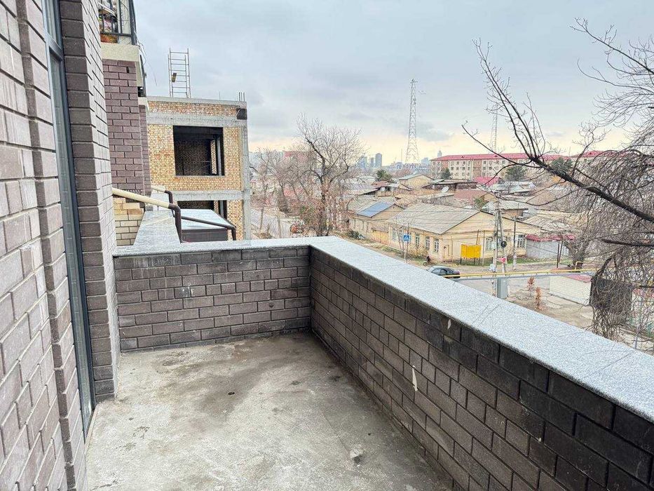 2+1-комнатная квартира с террасой в ЖК Neo House