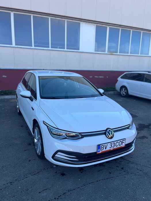 Volkswagen Golf 8 STYLE TVA Deductibil (Automat)