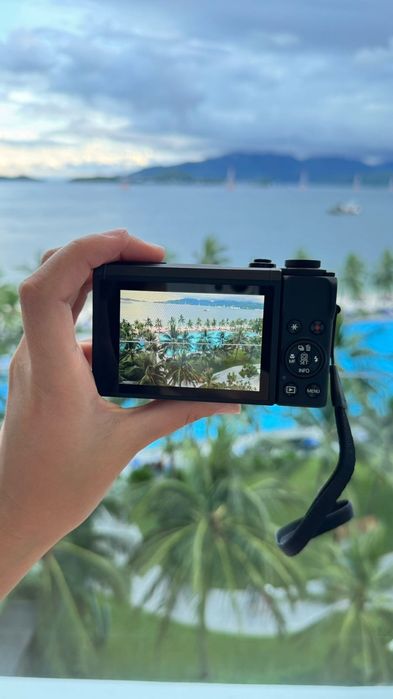 Фотоаппарат профессиональный