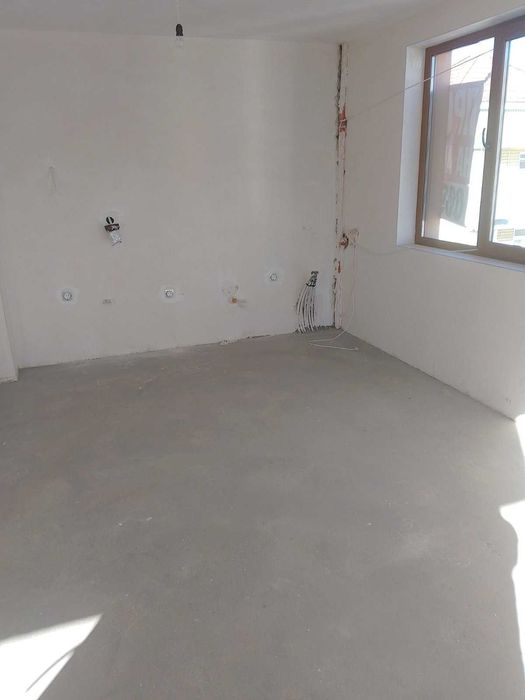 Продава се Тристаен апартамент в Разград, Център - 100 кв.м за 873 €/кв.м - Снимка #5