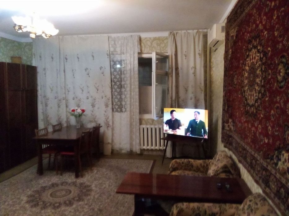 Осие 16.напротив банка ромент финанс.