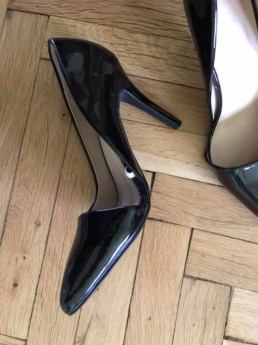 Обувки на ток