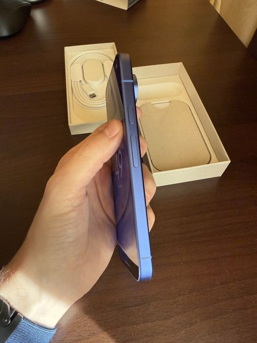 Pixel 10, Indigo, 256GB