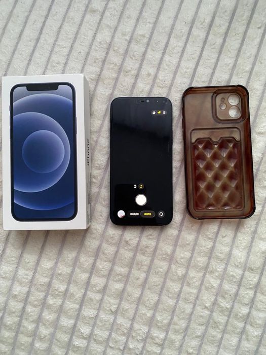 Продам Айфон 12 128 гб