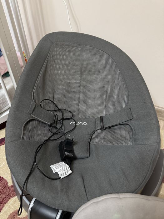 Nuna качеля шезлонг