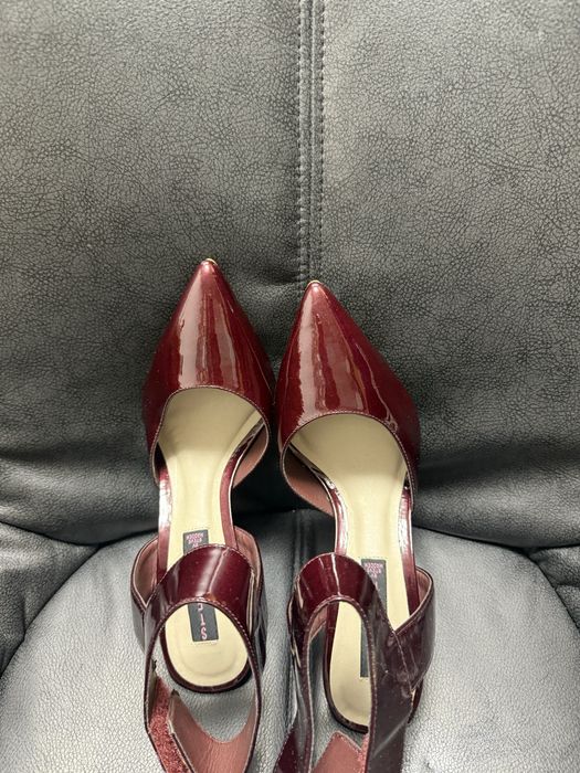 Pantofi cu toc Steve Madden marimea 38