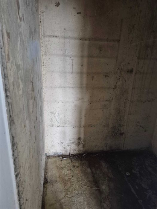 Продава се Тристаен апартамент в Търговище, Център - 80 кв.м за 950 €/кв.м - Снимка #4