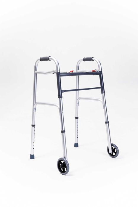 Ходунок с большими колёсами алюминиевые регулируемые  складные.