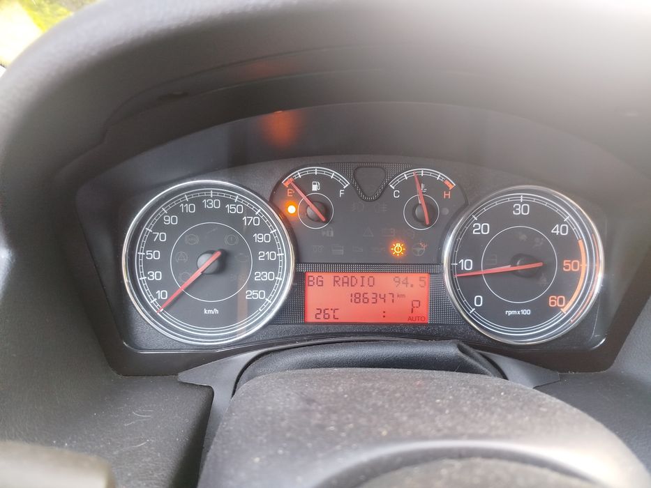 Fiat croma 1.9 multijet 150 коня автоматик