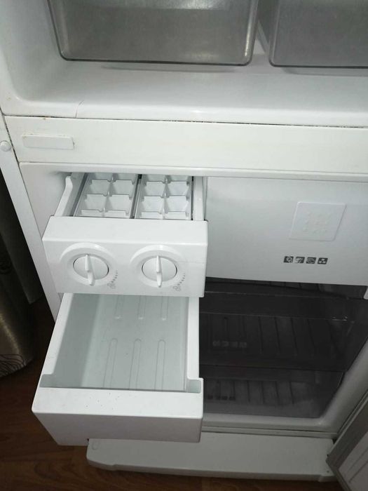 Продам холодильник Samsung