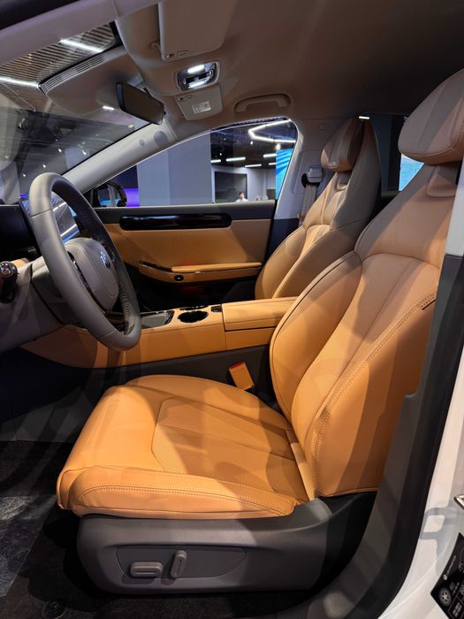 Leapmotor C01 REV 216 Premium | Avtosalondan choyxona - sovg'aga!