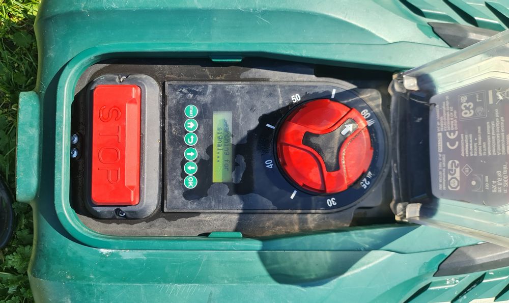 Robot tuns gazon iarba parkside PMRA 20LI B2