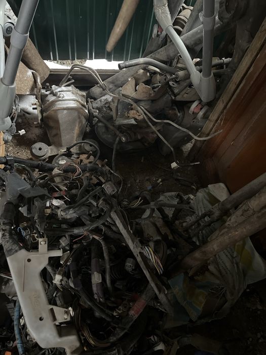 Продам запчасти марк 2 коса полный редуктор пластики много чего есть м