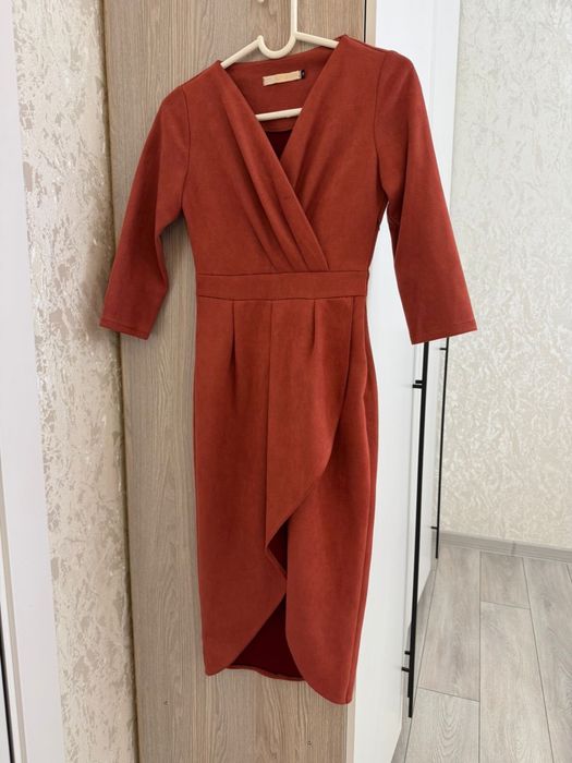 Продам платья размер ХС