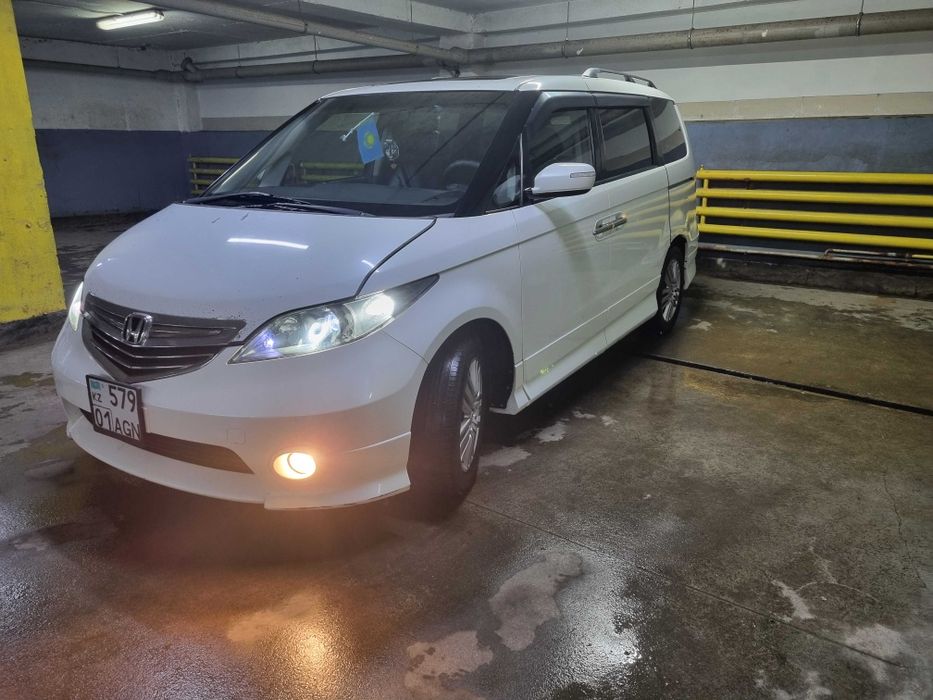 Транспорт автомобиль