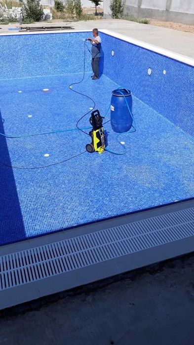 Чистка, мойка любого бассейна (реставрация). Ремонт. Недорого.