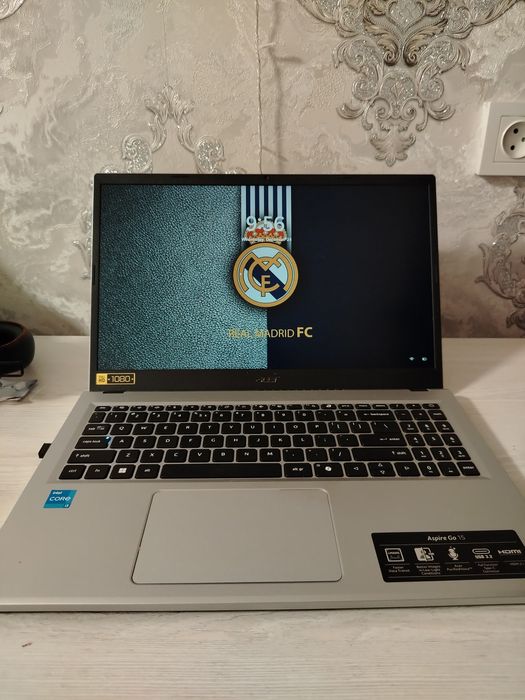 Acer noutbuk deyarli yani