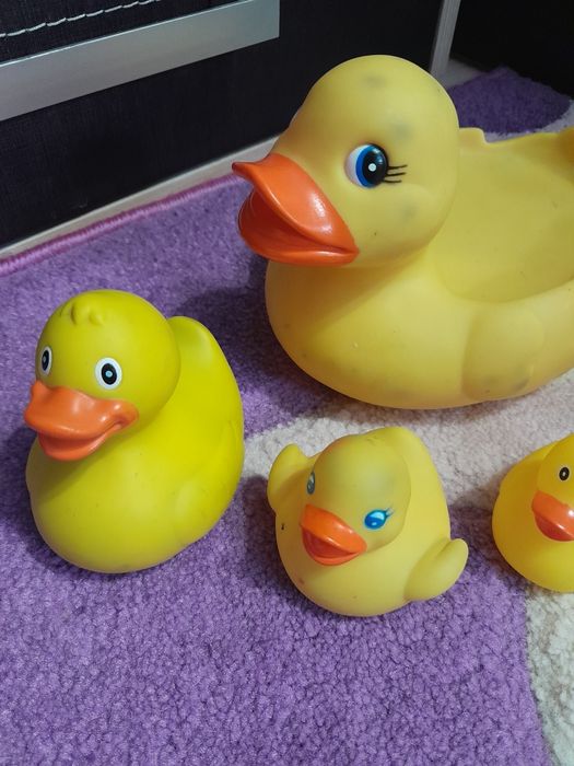 Плажни играчки,гумени патета