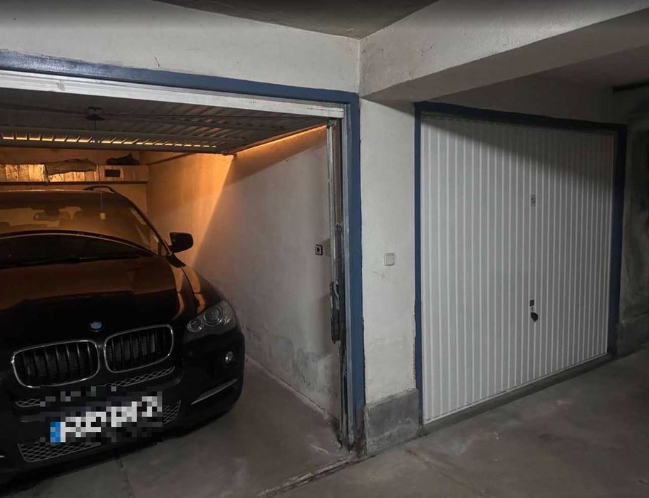 Дава се под наем Гараж / Паркомясто в София, Изгрев - 19 кв.м за 150 € - Снимка #1