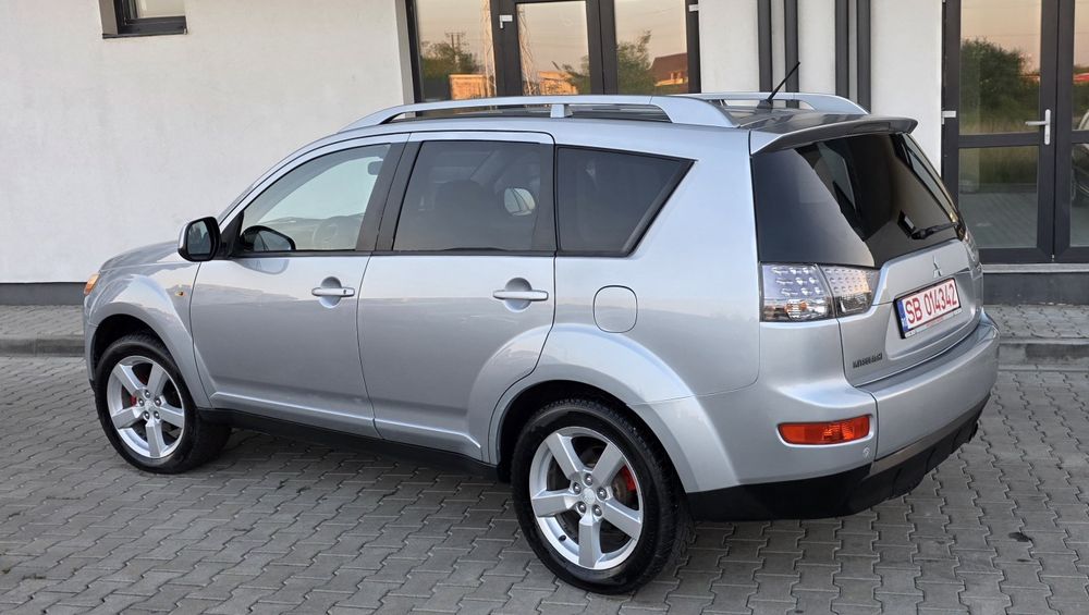 MITSUBISHI Outlander 2010 — imagine 4