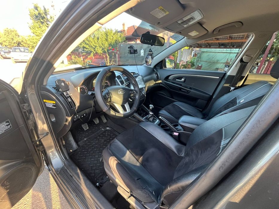 Kia cee’d SW 1.6 CRDi 115 CP – An 2012 – Stare foarte bună