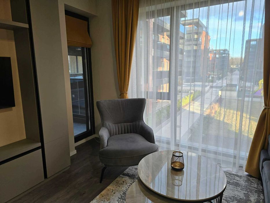 Дава се под наем Двустаен апартамент в София, Хладилника - 56 кв.м за 997.05 € - Снимка #4