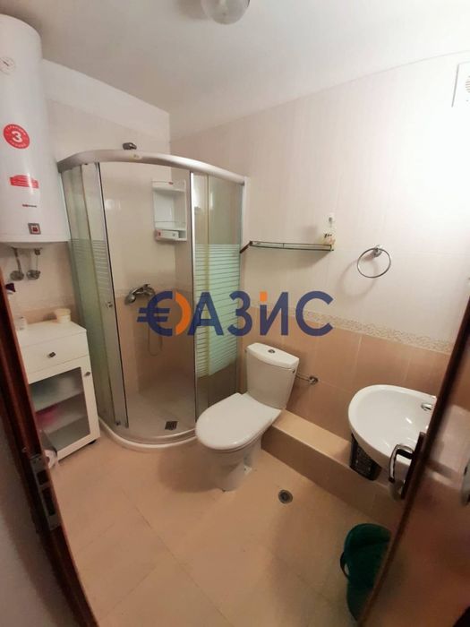 Продава се Двустаен апартамент в к.к. Слънчев бряг - 70 кв.м за 965 €/кв.м - Снимка #5