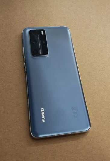 Продавам Huawei P40 Pro Plus