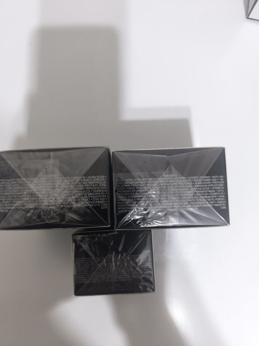 Продам набор кремов для лица от морщин.