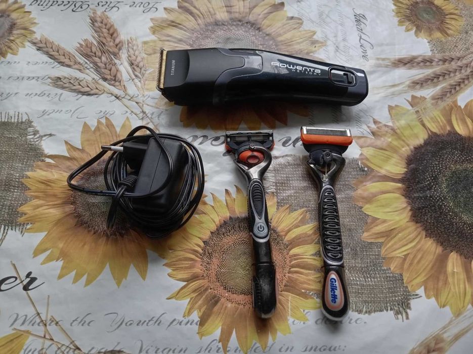 Машинка за подстригване,самобръсначки и телефон Panasonic