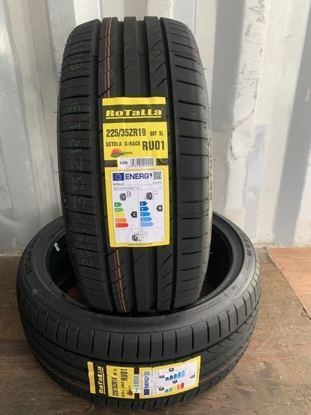 Нови летни гуми ROTALLA SETULA S-RACE RU01 225/35R19 88Y XL НОВ DOT