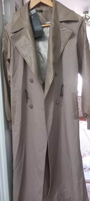 Продам женский  плащ новый