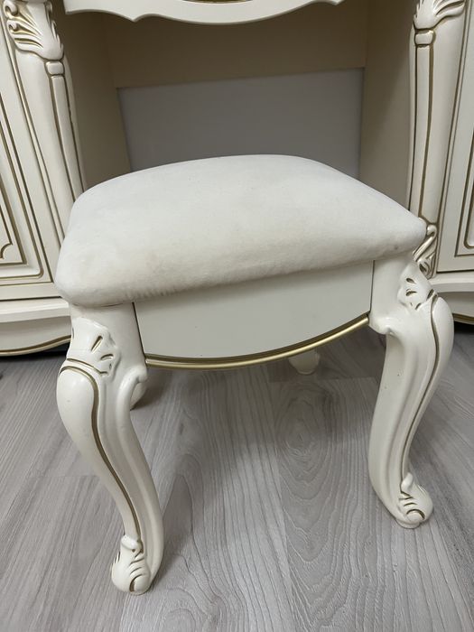 Мебель, спальный гарнитур