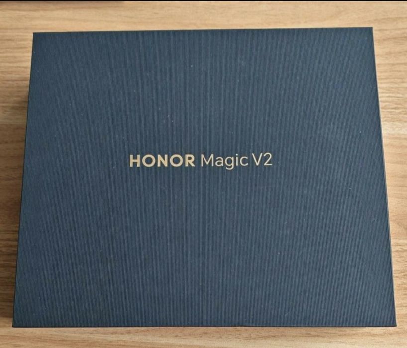 Honor  Magic v 2 като нов