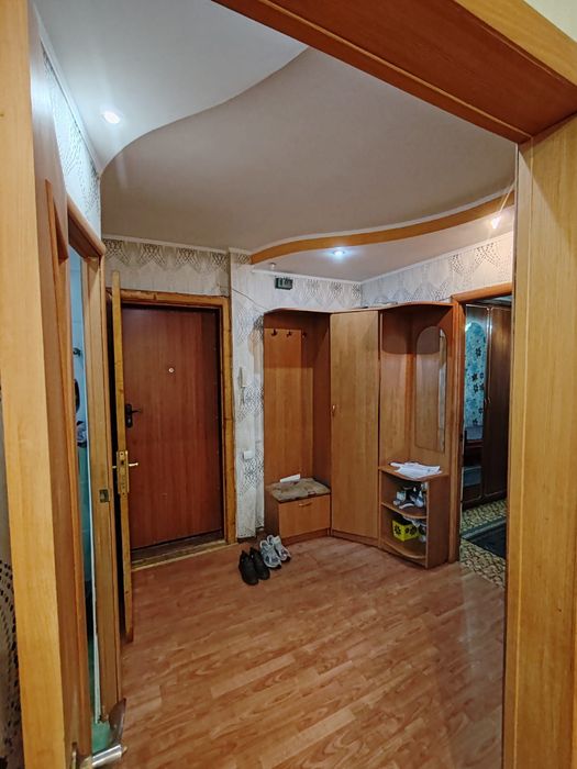 Продам 3х квартиру .центр