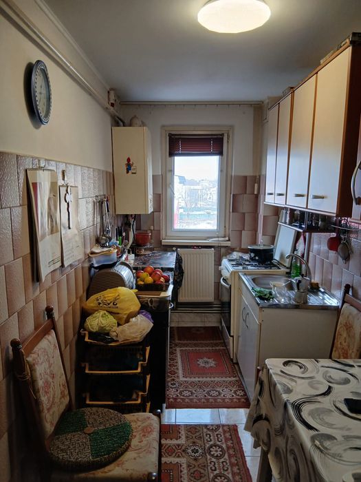 Vând apartament 2 camere