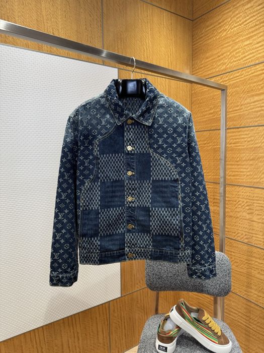 Jacheta Louis Vuitton Calitate Premium
