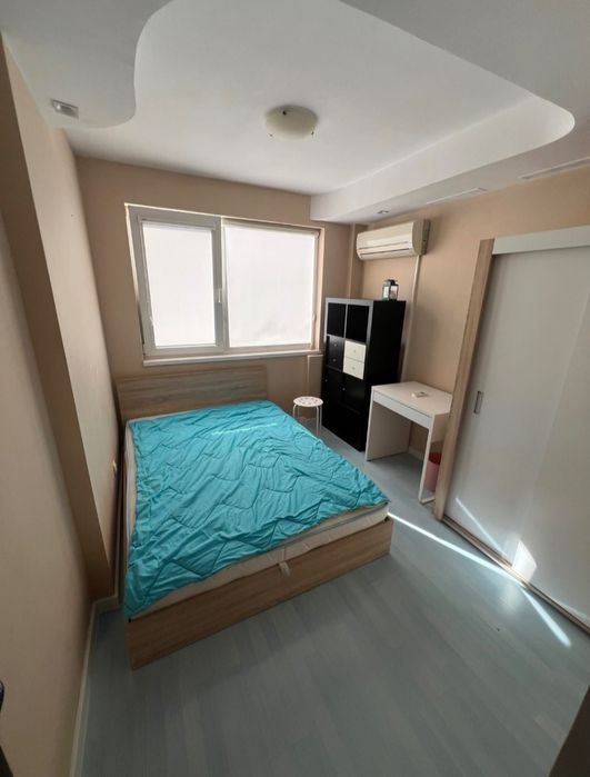 Център тристаен 600€