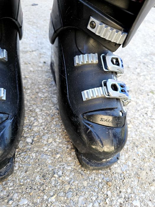 Обувки за ски...