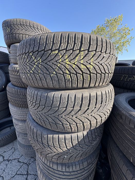 Продавам 4 броя зимни гуми Нексен Nexen 235/50/18