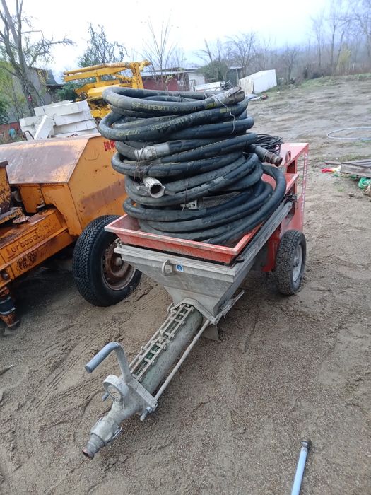 Mixer trifazic masina pompa de tencuit ca și noua