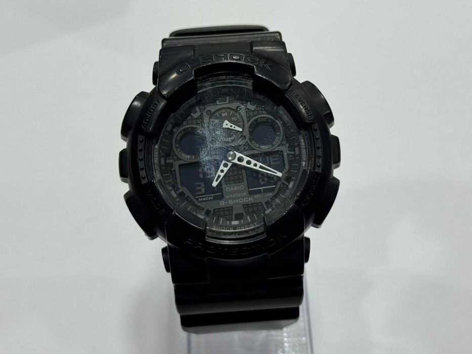 Casio G-Shock / GA-100