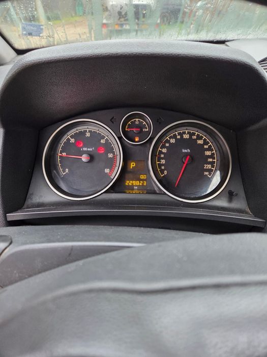 Опел Зафира Б 1.9 120 коня Автомат на части
