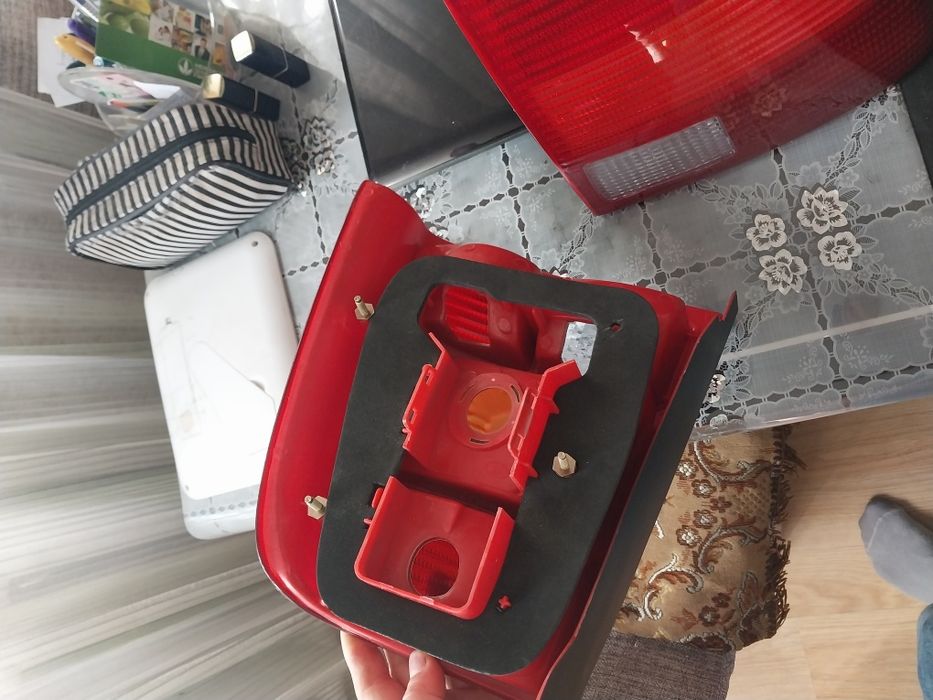 Фары задние пассат В5 универсал