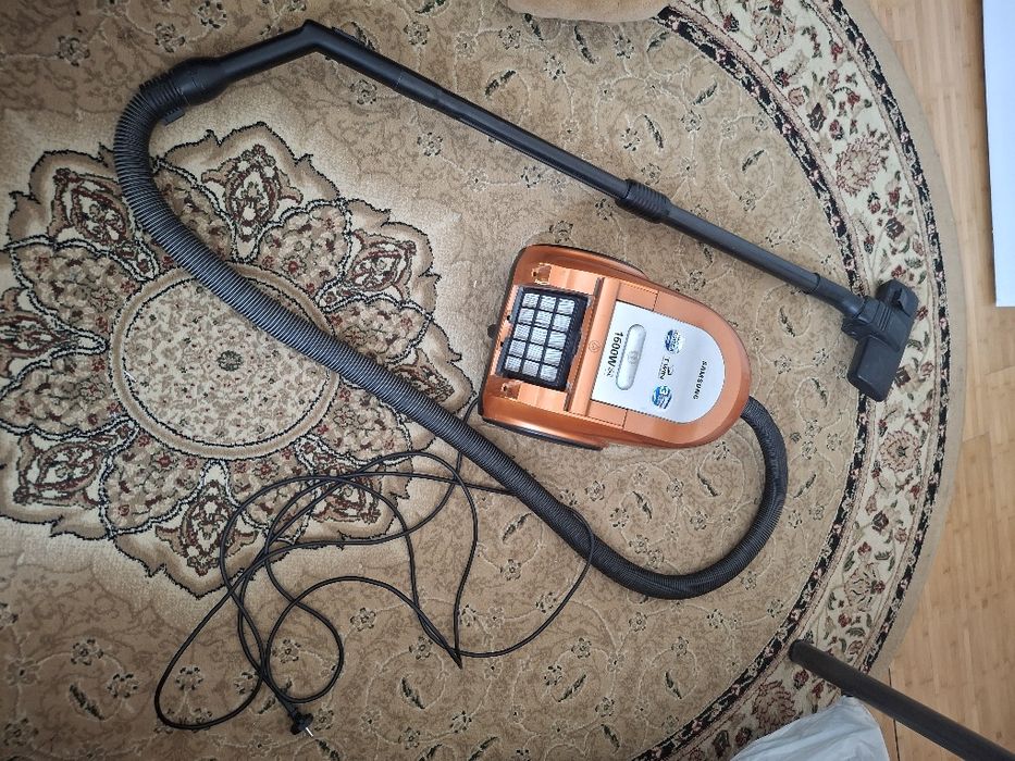 Пылесос для дома