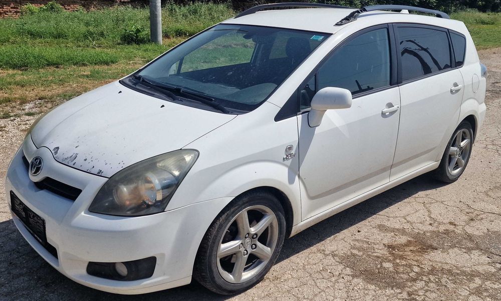 Toyota Corolla Verso 2.2 D-CAT на части Тойота Корола Версо 2.2 ДКАТ