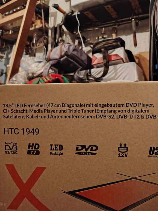 Телевизор XORO 18,5 инча